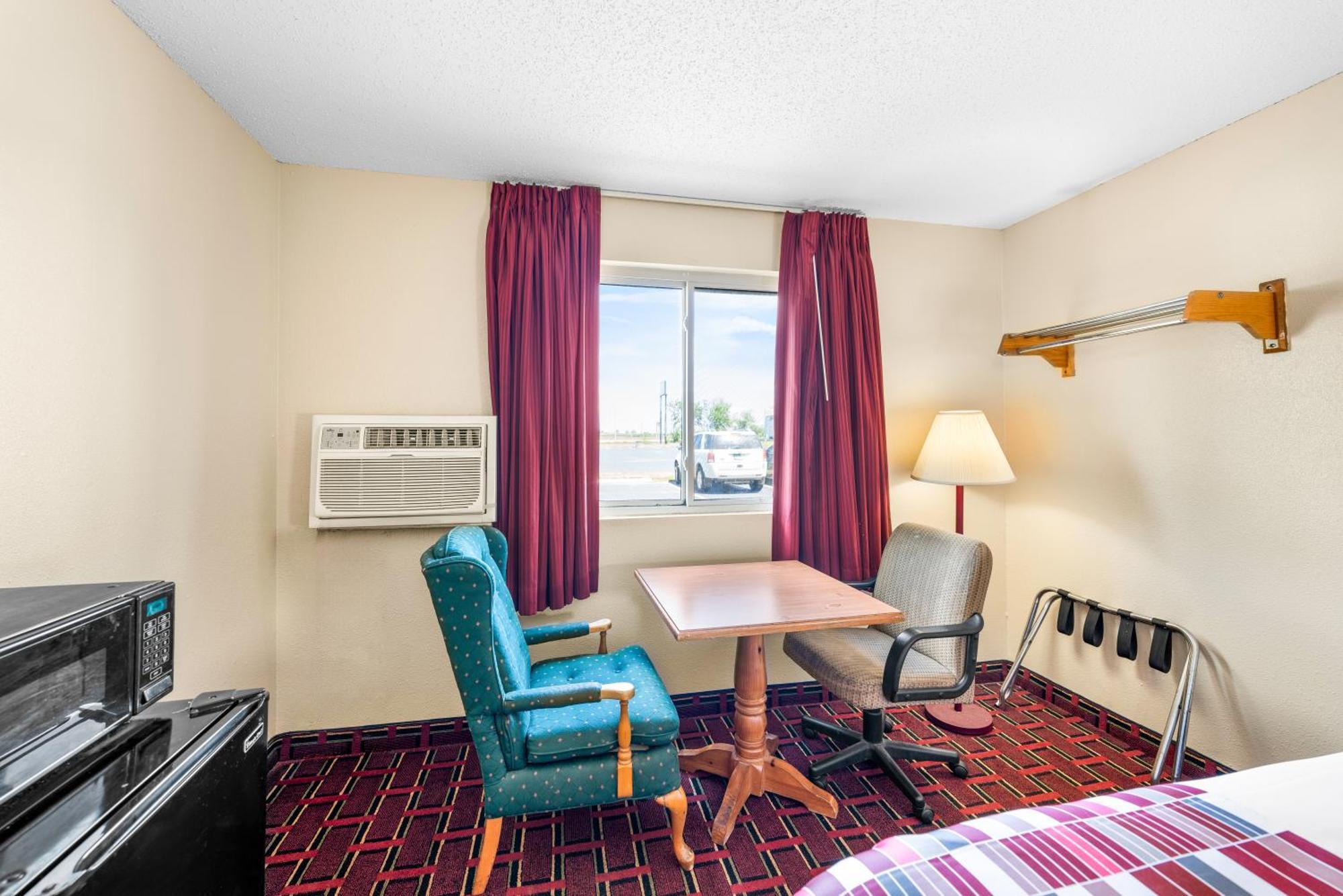 Americas Best Value Inn Дикейтър Екстериор снимка